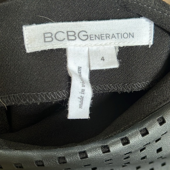 BCBGeneration shorts - Picture 3 of 3